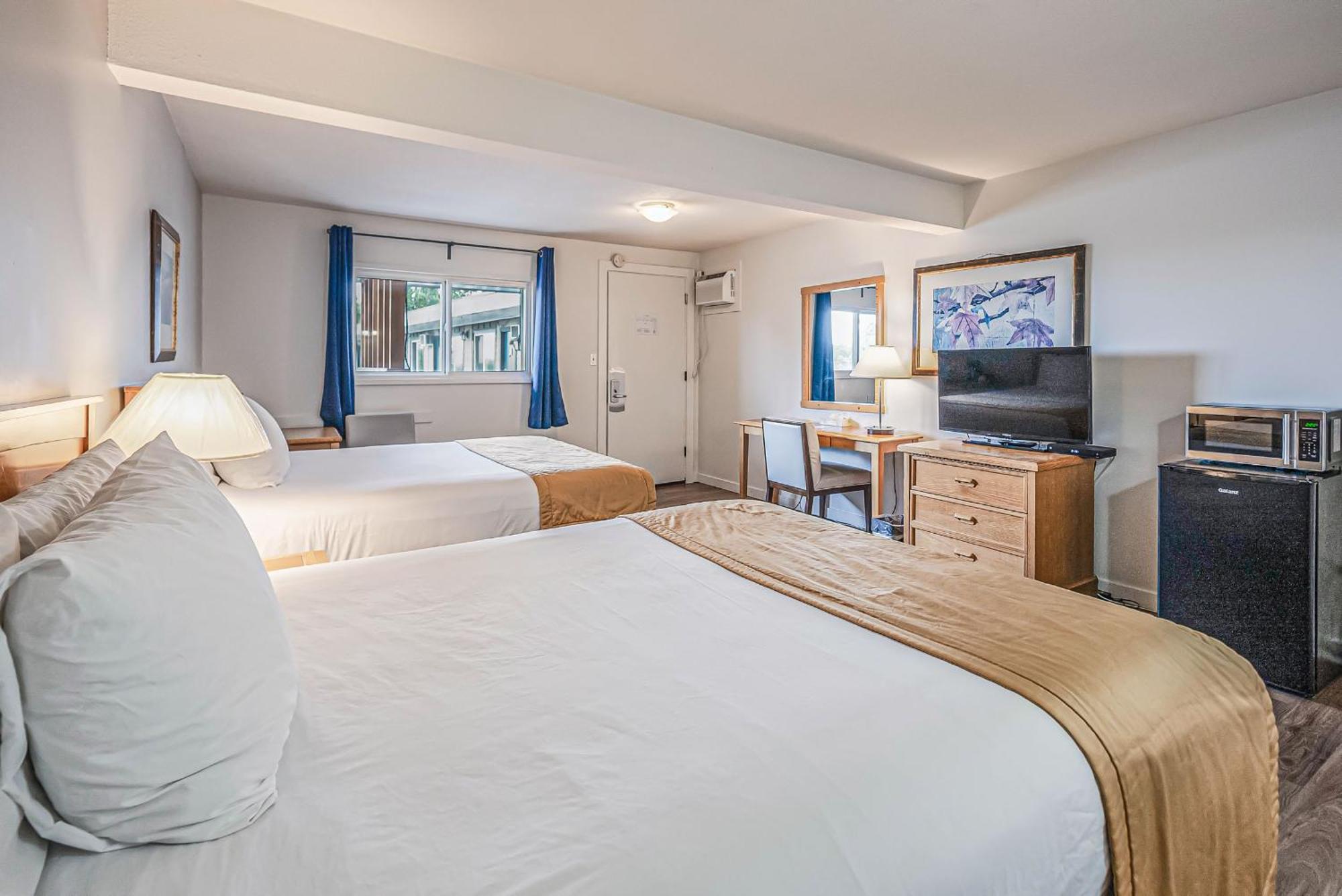 נאנאימו Bluebird Motel מראה חיצוני תמונה